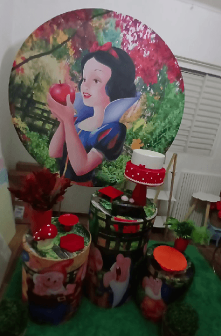 Decoracao tematica Branca de Neve